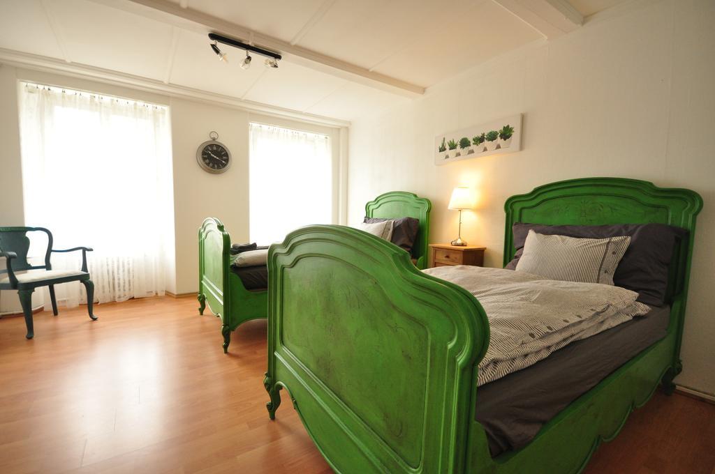 Interlaken Town House Sleeps 12 Guests Central Zimmer foto